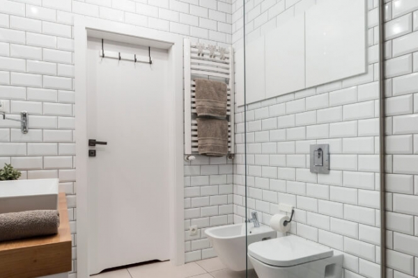 Sdan skal du ventilere dit badevrelse