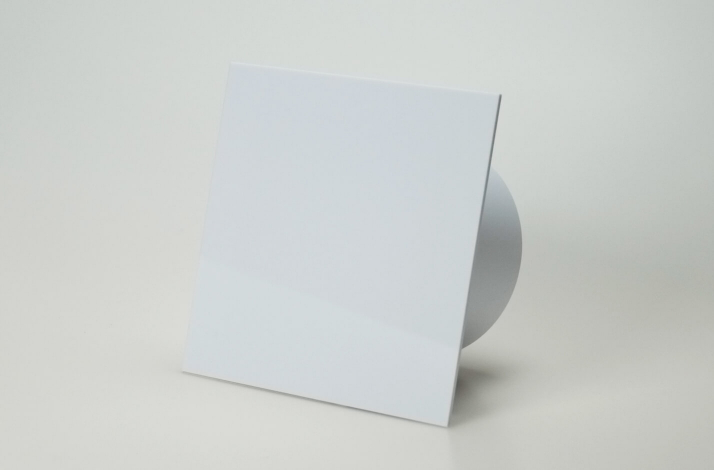 Ventilator med indbygget forsinket timer, 100mm/125mm, blank plexi hvid